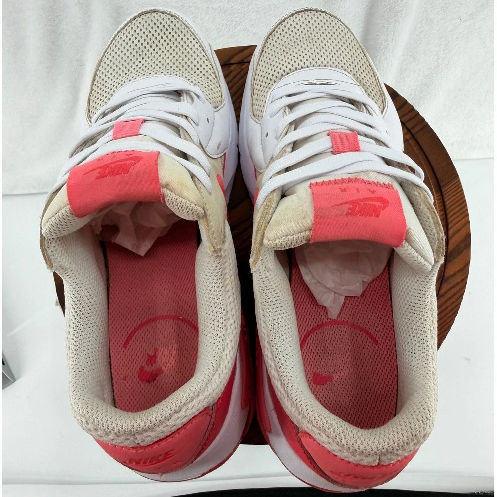 Nike Air Max Excee Womens 9.5 White Sanddrift Coral Chalk CD5432-126 Sneakers